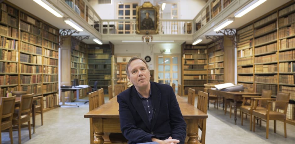 Hans Mulder in de Artis Bibliotheek